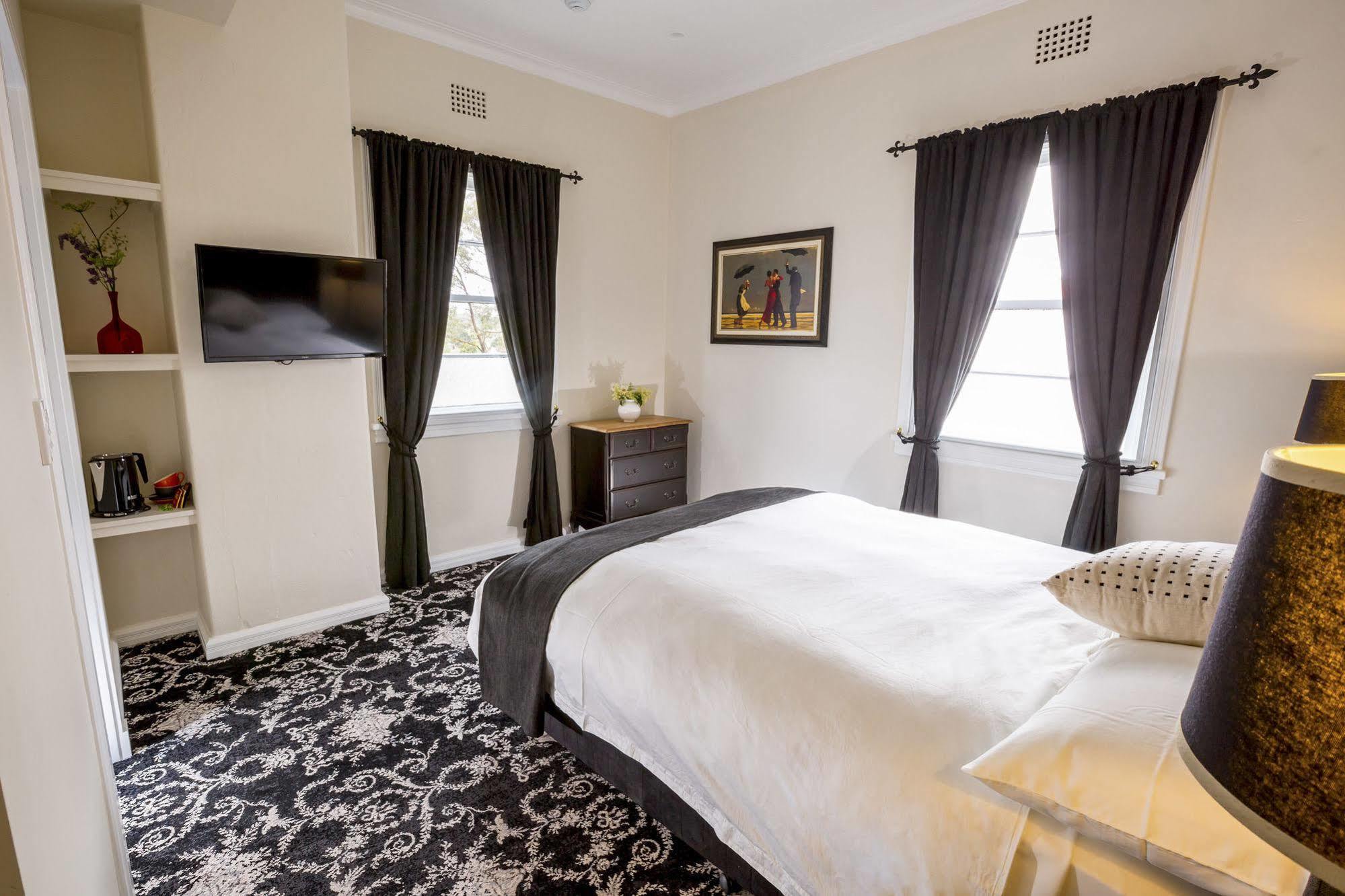 The Commercial Boutique Hotel Tenterfield Buitenkant foto